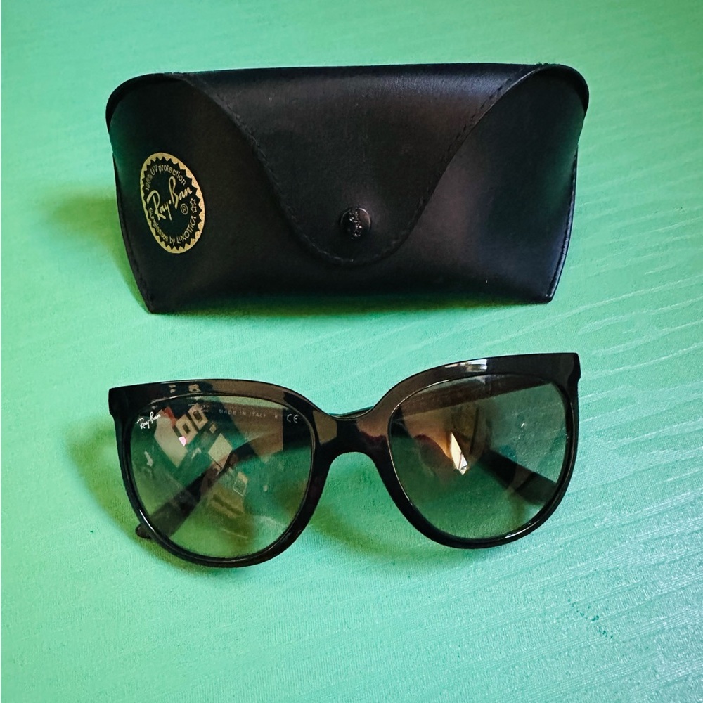 Ray-Ban Black Women's Sunglasses - Cats 1000